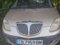 Лек автомобил Ланчия Муза на части, снимка 2