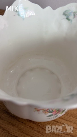 Кашпа / Саксия, снимка 3 - Саксии и кашпи - 53964609