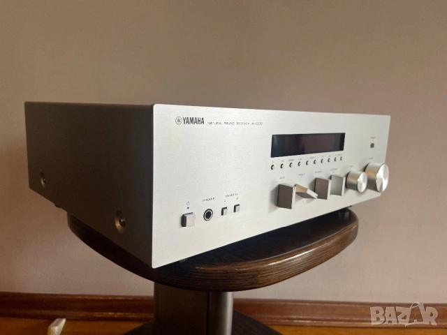 YAMAHA RS-300, снимка 2 - Ресийвъри, усилватели, смесителни пултове - 54647999