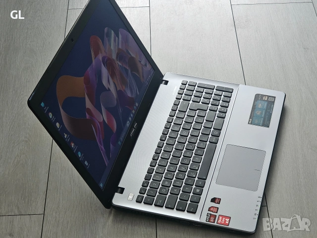 ASUS 4-ядрен F550Z, снимка 2 - Лаптопи за дома - 54515226