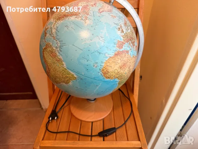 Светещ глобус нощна лампа