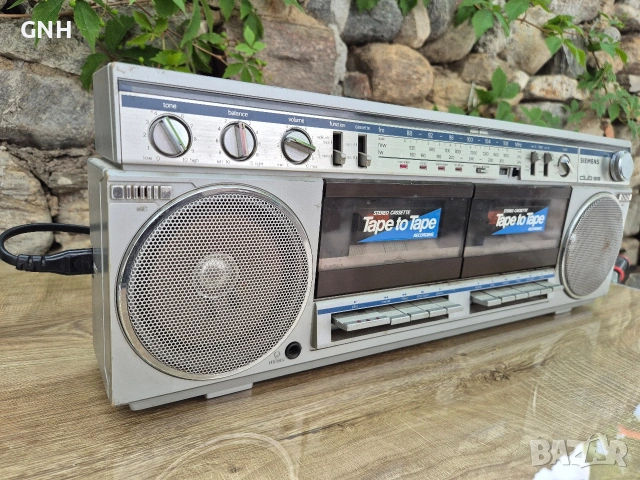 Радиокасетофон Siemens RM818, снимка 3 - Радиокасетофони, транзистори - 55190882