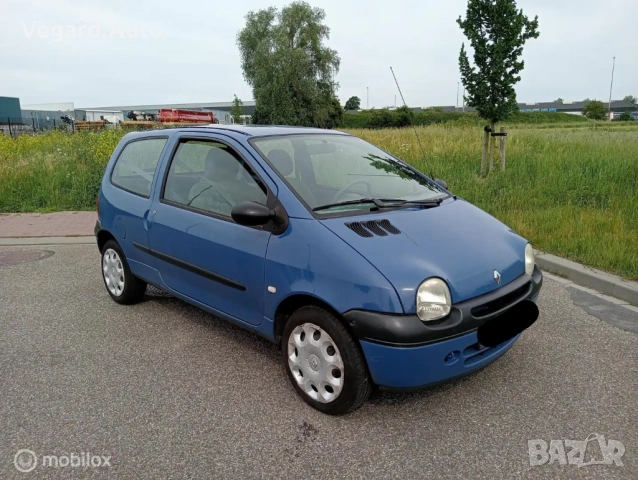 На Части Renault Twingo I 1.2i 55к.с. 1995г., снимка 2 - Автомобили и джипове - 54868616