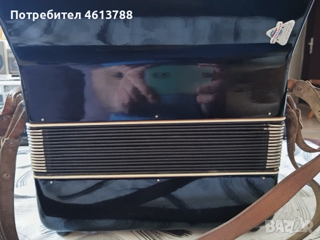 Акордеон Велтмайстер 40баса, снимка 8 - Акордеони - 54653219