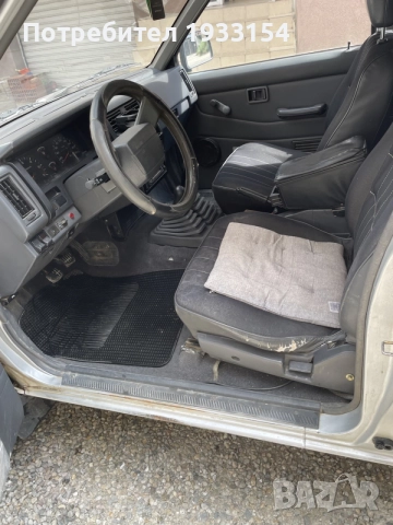 Nissan King kab 2.5D, снимка 5 - Автомобили и джипове - 55382310