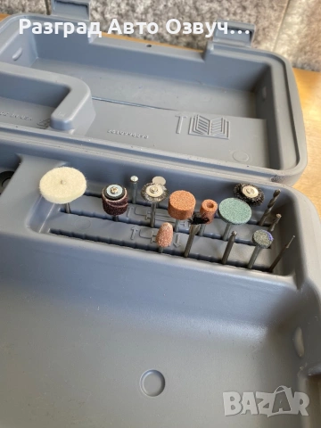 Dremel Multi - Мултифункционален инструмент Прав шлайф Рядък модел (MADE IN USA), снимка 8 - Инструменти за гравиране - 53960823
