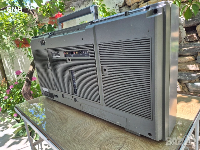 Радиокасетофон Sharp GF-777Z, снимка 8 - Радиокасетофони, транзистори - 55186630