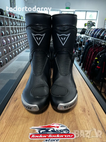 Mото ботуши DAINESE TORQUE D1 OUT 46,всички протектори,подвижна става 252.30 лв. / 129 €, снимка 4 - Аксесоари и консумативи - 54963116