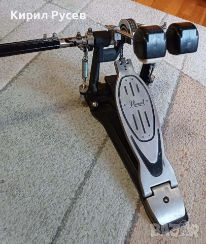 Двоен педал за барабани Pearl, снимка 3 - Ударни инструменти - 54162706