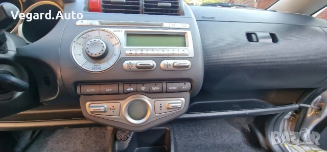 На Части Honda Jazz 1.4 бензин 83к.с. 2005г., снимка 4 - Автомобили и джипове - 54863266