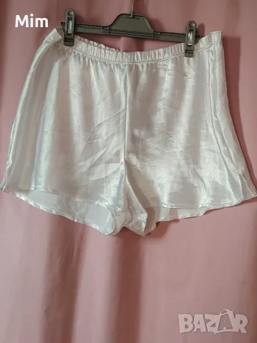 XL/ /2XL Бели сатенени шорти 