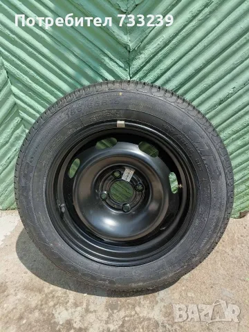 Продавам автомобилна гума с джанта