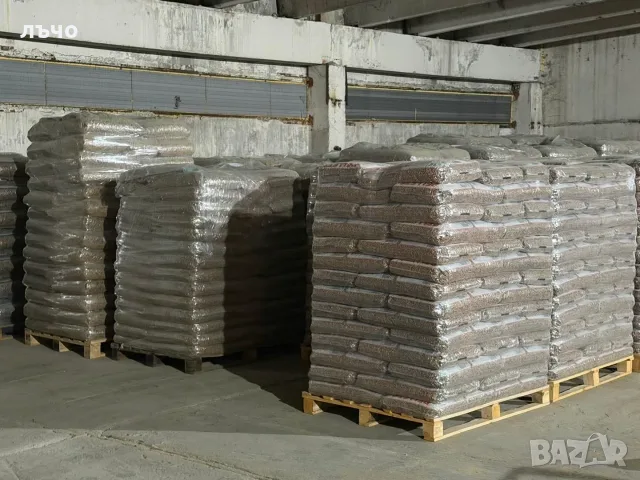 Продавам пелети за отопление иглолистни и широколистни.Предлагам и транспорт с камион с кран.