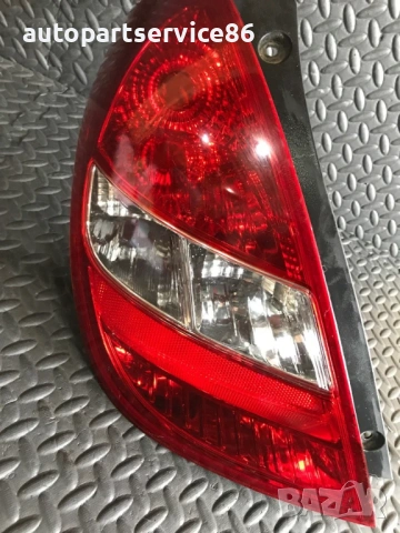 Заден ляв стоп за Hyundai i20 (2010) 92401-1J0 / 92401-1J000, снимка 2 - Части - 54330209
