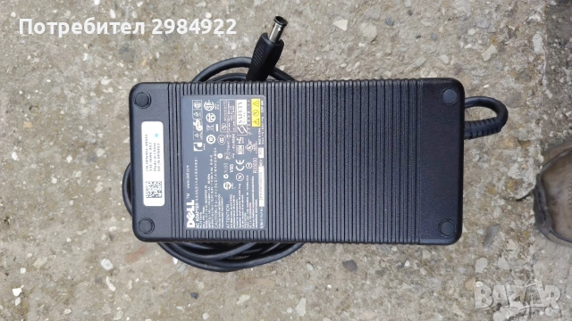 Зарядно за лаптоп станция ОРИГИНАЛ DELL DA230PS0-00 19.5V-11.8A 230W 7.4x5mm, снимка 5 - Захранвания и кутии - 55269294