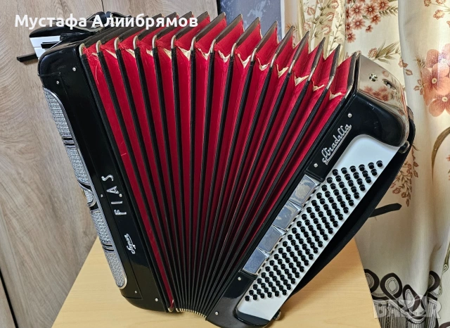 Италиански Акустичен Super Fias Stradela 120 баса, снимка 7 - Акордеони - 54674170