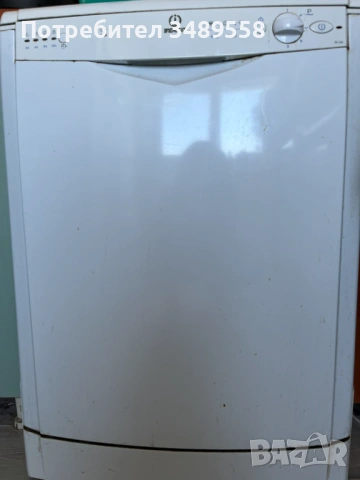 Продавам свободна съдомиялна машина