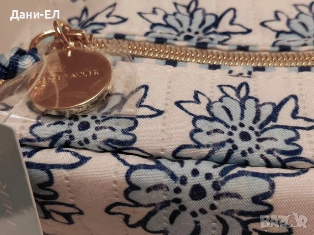Estee Lauder бял козметичен несесер със сини цветя , снимка 6 - Декоративна козметика - 53982608