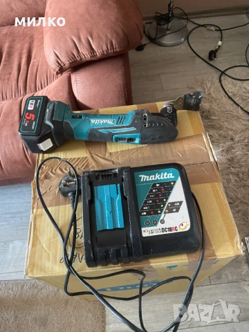 Мултифункционален Акумулаторен Инструмент Makita DTM50