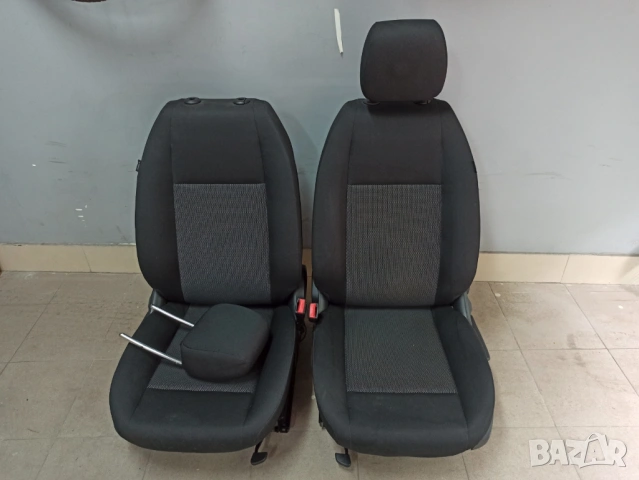   Mercedes A W177   салон седалки дифузьор кори