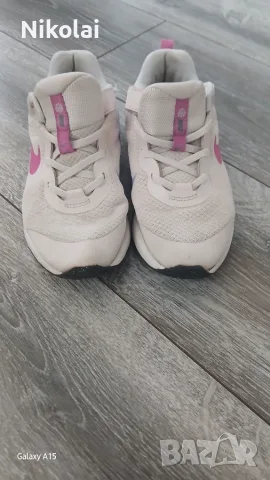 Детски маратонки Nike, снимка 4 - Детски маратонки - 55454076