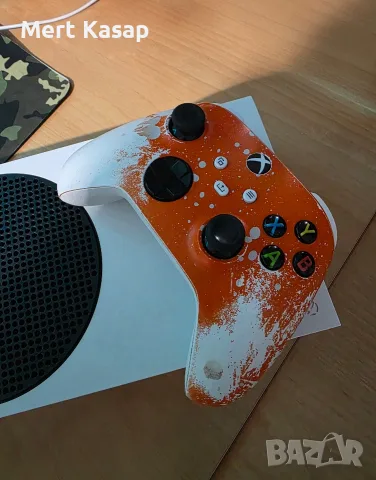 СПЕШНО ПРОДАВАМ Xbob series s, снимка 6 - Xbox конзоли - 55426776