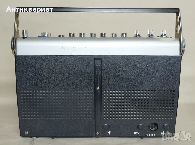 Винтидж транзисторно радио Blaupunkt Derby Commander / Германия, снимка 6 - Радиокасетофони, транзистори - 55064650