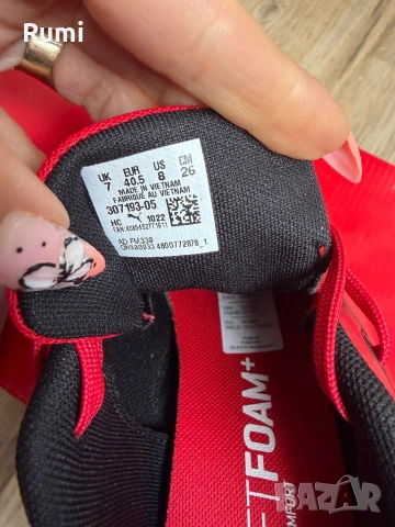 Оригинални нови Маратонки Puma 307193 Ferrari Drift Cat Decima! 40,5 н, снимка 8 - Маратонки - 52163153
