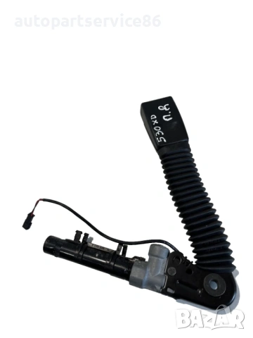 Закопчалка за преден десен предпазен колан за BMW F10 F11 530Xd (2012) 615796400C