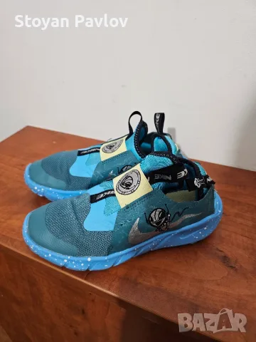 Детски ластични маратонки Nike