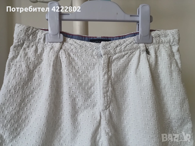 Бели къси оригинални панталони Tommy Hilfiger, снимка 2 - Детски панталони и дънки - 55153927