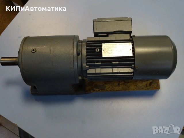 мотор редуктор SEW-EURODRIVE R60DT80K4BM Gear Motor 0.55kW, снимка 3 - Резервни части за машини - 54579893