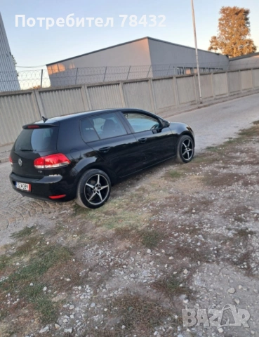 VW Golf 1.6 TDI, снимка 3 - Автомобили и джипове - 54538727