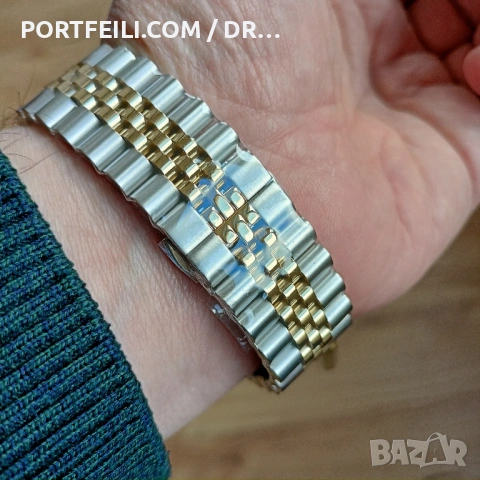 Часовник Roamer, Swiss Made, сапфир, 100м, чисто нов, bi-color, снимка 14 - Мъжки - 54244539