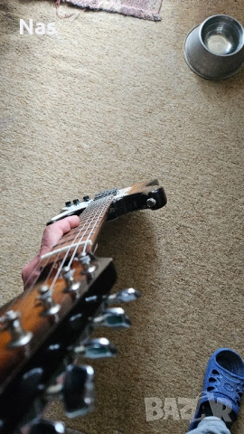 Продавам електрическа китара, снимка 5 - Китари - 54246444