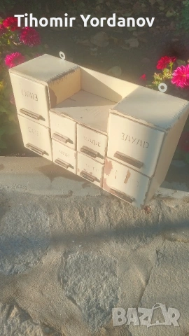 Шкаф за подправки., снимка 15 - Антикварни и старинни предмети - 54059710