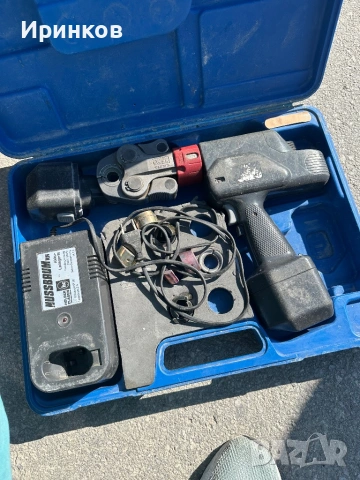 Акумулаторна преса за кабели