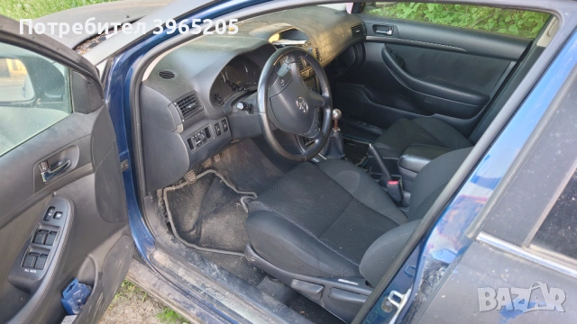 Toyota avensis, снимка 12 - Автомобили и джипове - 54367350