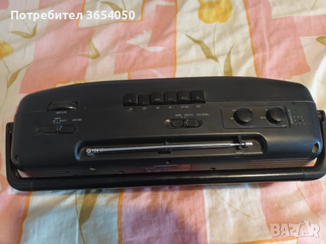Радио касртофон перфектно работещ, снимка 2 - Радиокасетофони, транзистори - 54720773