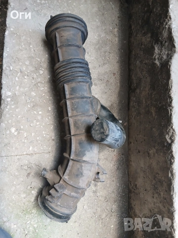 Маркуч за въздух от Хонда Сивик VI 1.4 95-01г., снимка 2 - Части - 55075982