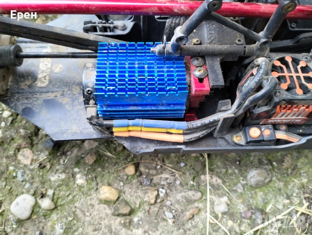 СПЕШНО! Arrma Kraton 6S V5 BLX – Много запазен, с безчетков Savox и сериозен тунинг, снимка 9 - Друга електроника - 54982333