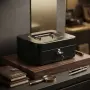 Метална касичка с ключ за пари и документи – преносим сейф с органайзер за монети 20 × 16 × 9 см, снимка 3