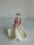 Фигурка на дама от Coalport „May Ball“ – фин костен порцелан от 1990 г., ръчно рисувана, снимка 3