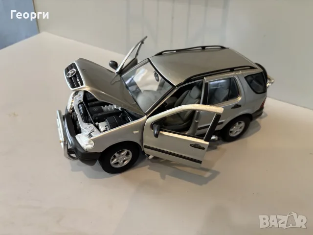 Mercedes ML 320 1:18 
