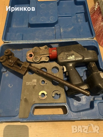 Акумулаторна преса за кабели, снимка 5 - Куфари с инструменти - 54322048