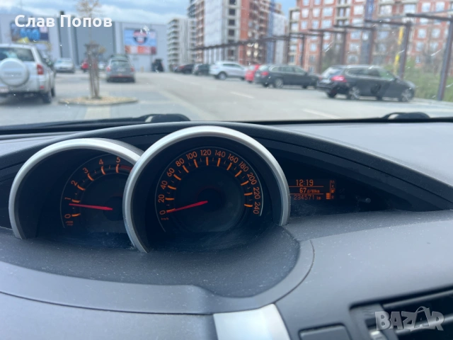 Toyota Verso 2.0D-4D 126, снимка 8 - Автомобили и джипове - 54580880