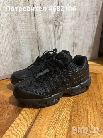Nike air max 95 "Triple Black", снимка 7 - Спортни обувки - 53965299