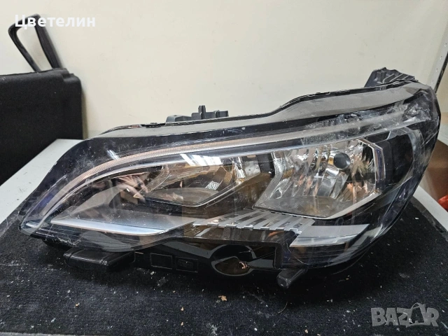 Ляв фар Peugeot 3008 lqv far пежо 3008