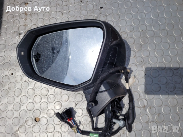 Ляво огледало за Audi Q3 8U