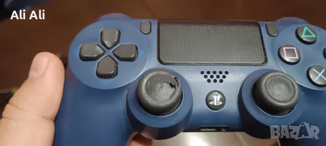 Продавам Plasystation 4 Pro с два джойстика, снимка 3 - PlayStation конзоли - 55653550